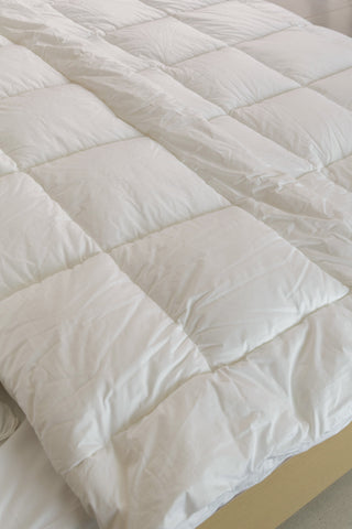 لحاف كوزي كلاود All Seasons – فخامة النوم طوال العام